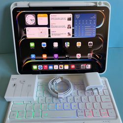 Apple IPad Pro 11” (M5 chip / 2025 Newest ) 256GB with keyboard, pen & Accessories (Warranty + ) 