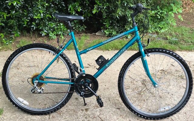 Roadmaster Timberland Pass 15-Speed Mountain Bike - pending pickup