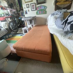 Daybed/futon/loungecouch