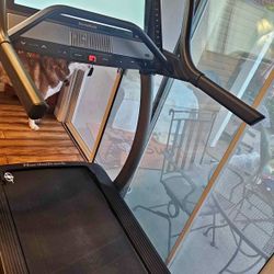 Nordictrack treadmill Commercial X32i with luxury touchscreen 