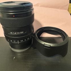 Sony 24 1.4 GM Lens