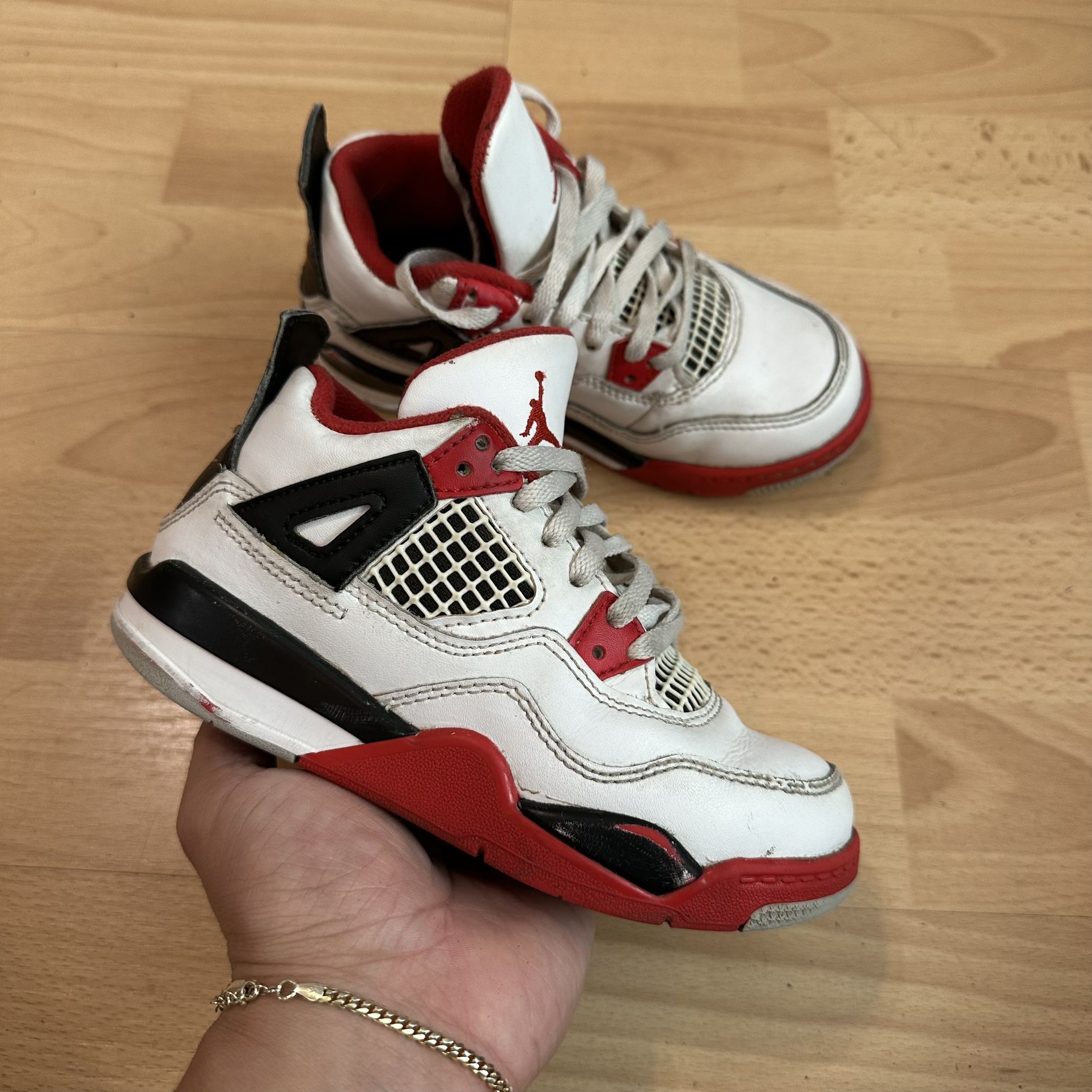 NIKE AIR JORDAN RETRO (PS) WHITE FIRE RED TECH GREY SZ 11c