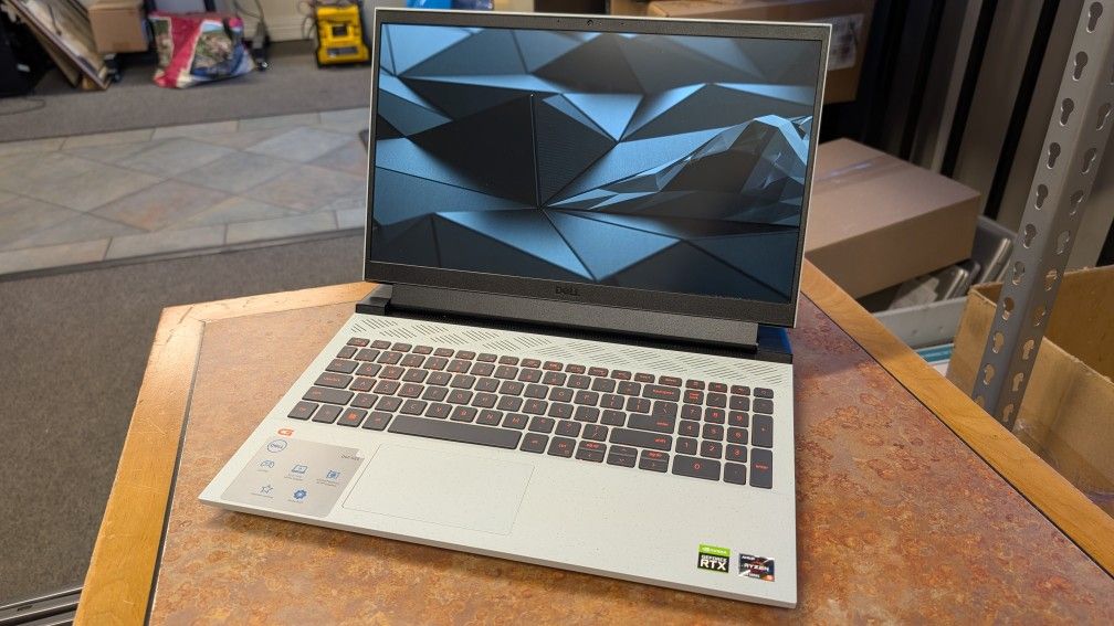Dell G15 Ryzen 5 8GB 512GB RTX 3050 Gaming Laptop