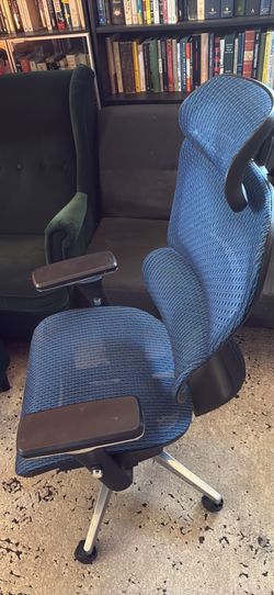 Gaming Chair/ Office Chair