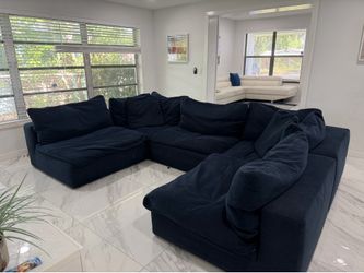 Sectional/ Modular Sofa