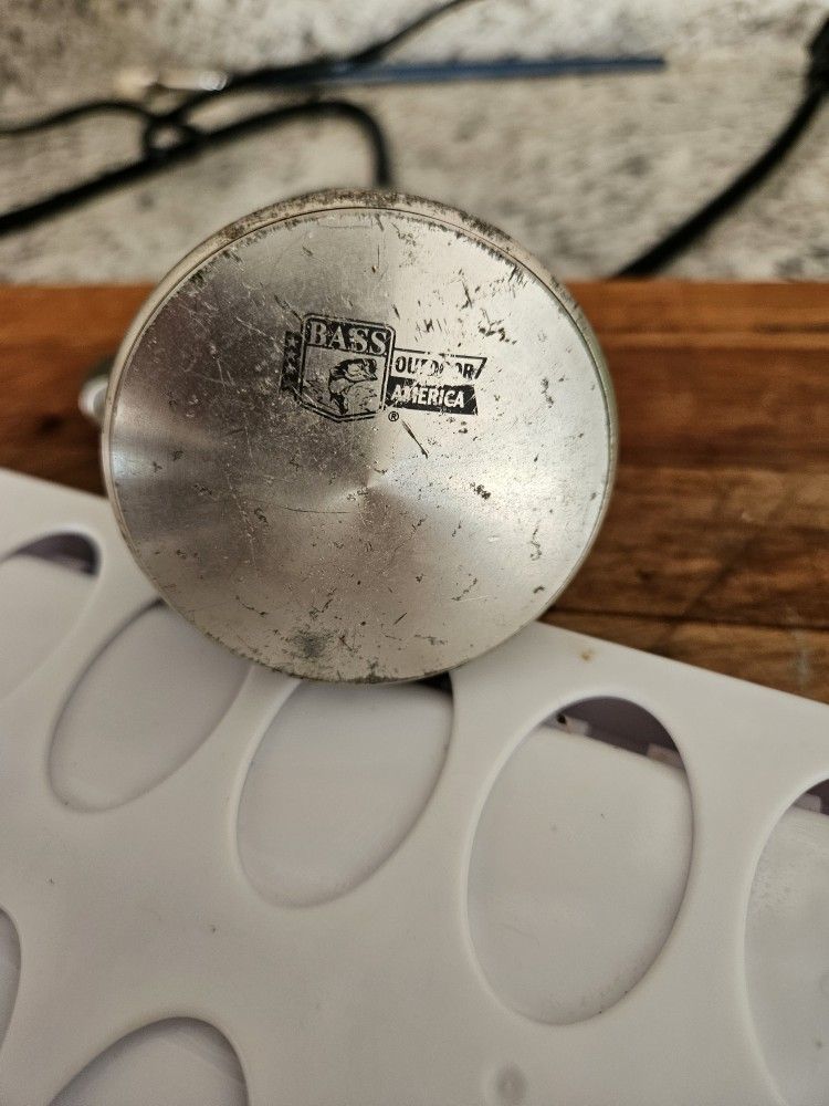 Bass Outdoor America BC-2 Fishing Casting Reel 