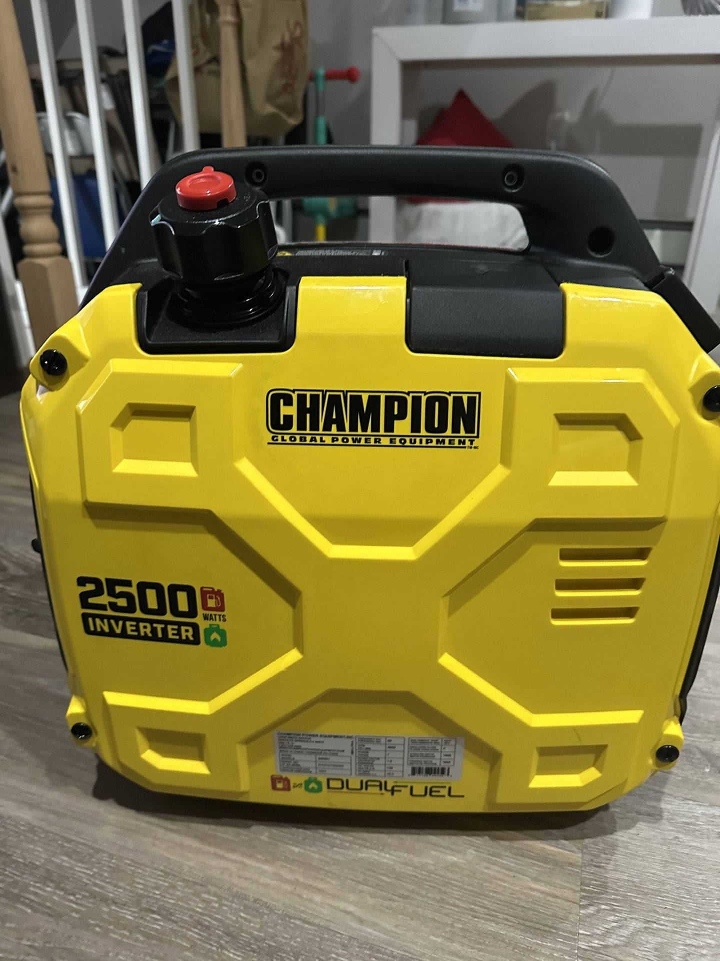 Champion 2500 Watt Recoil Start Gasoline Inverter Generator model 200951