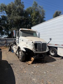 Parting out 2014 international ProStar