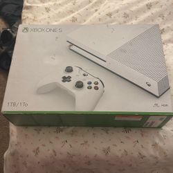 Xbox One S