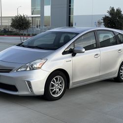 2014 Toyota Prius V