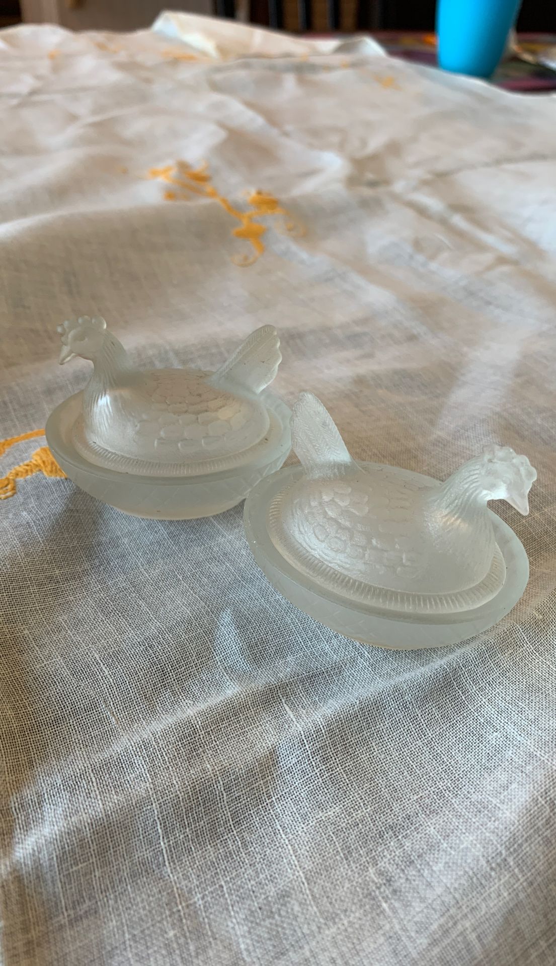 2 chicken Salt cellars