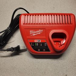 M12 Milwaukee Charger 