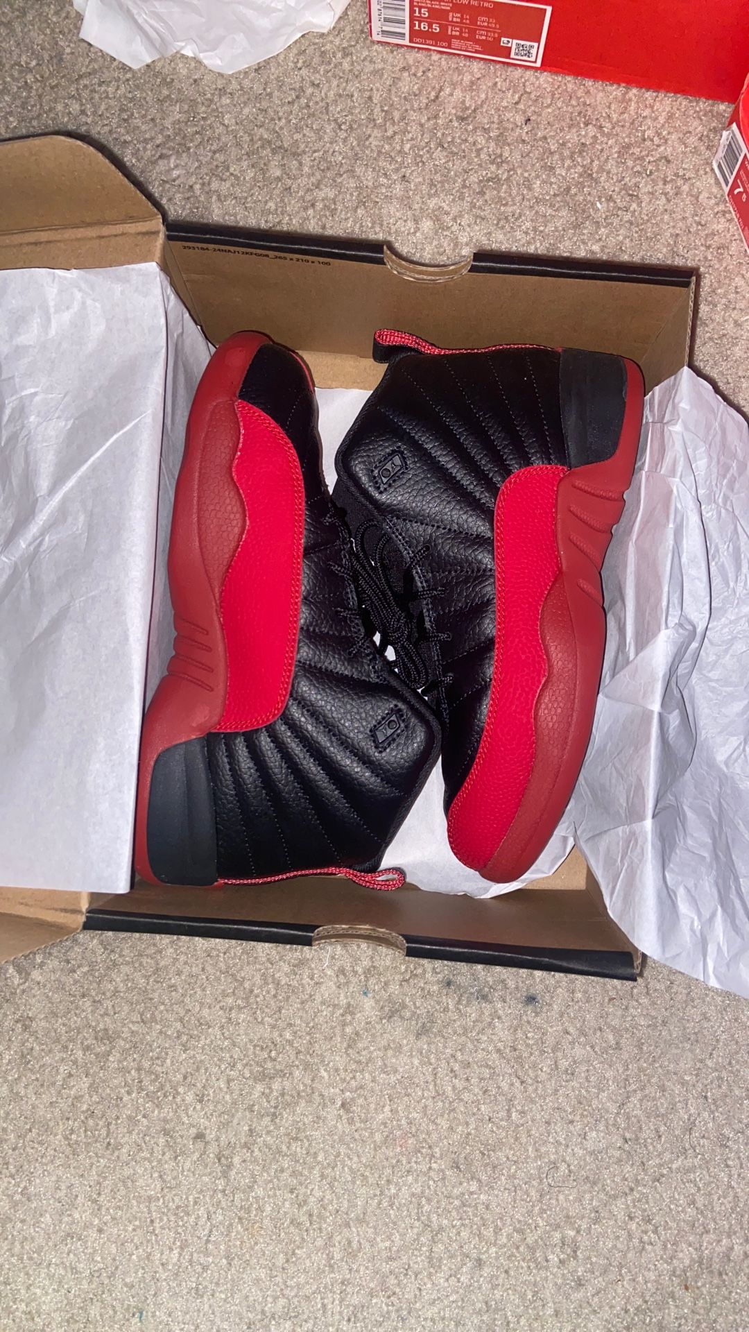Jordan 12 Size 3Y