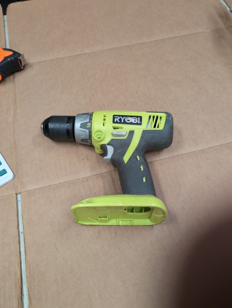 TOOLS Ryobi drill
