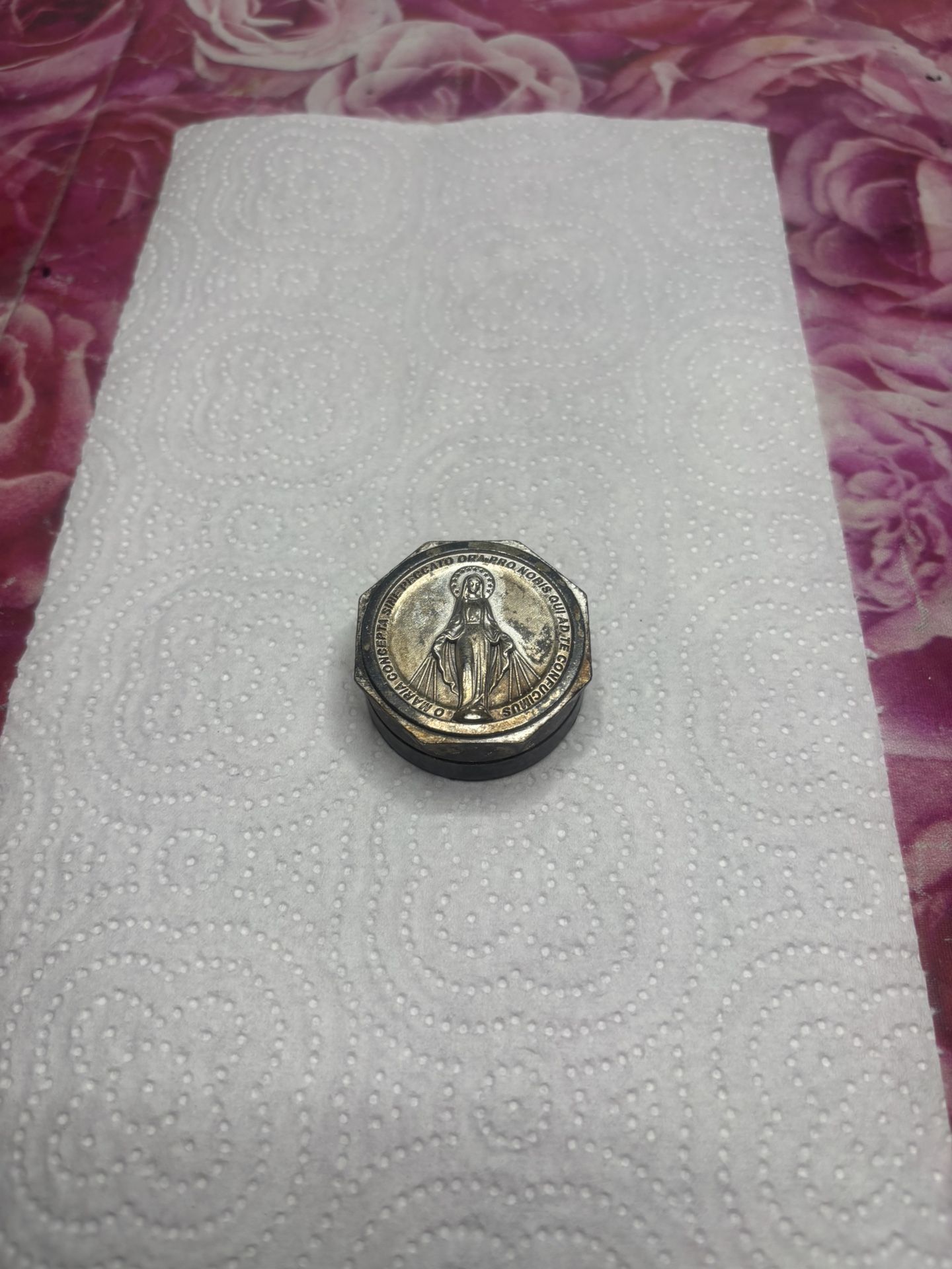 Vintage St Mary Rosary Holder