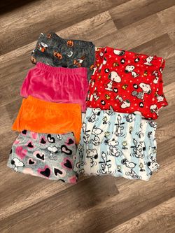 Assorted Snoopy PJ’s