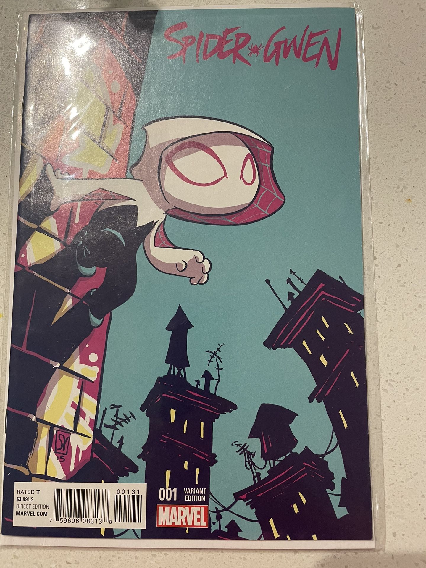Spider Gwen With Scotty Young Variant Edition 