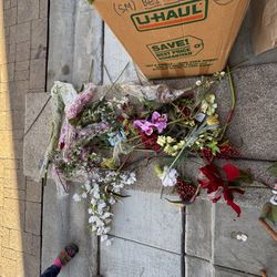 Big bundle of high end faux flowers