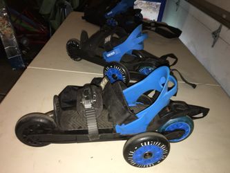 3 wheel roller skates ( small size)