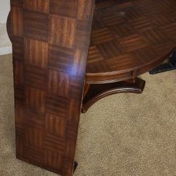 Beautiful Solid Wood Dining Table with Leaf – Seats 6 – Sturdy Pedestal Base