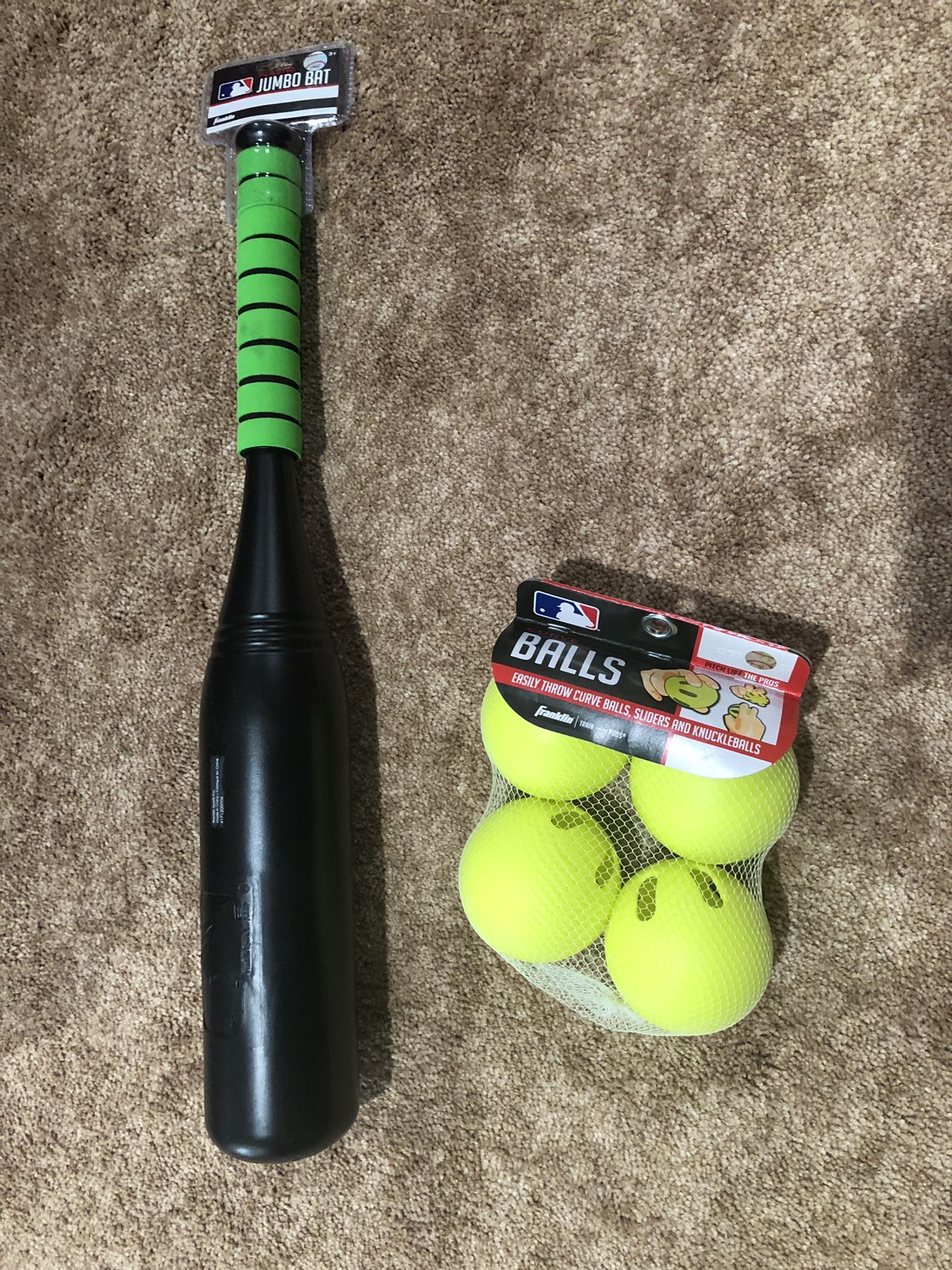 Baseball Bat & Wiffle Balls - brand new