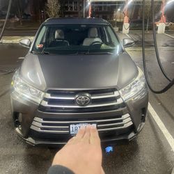 2017 Toyota Highlander