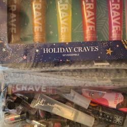 Avon-lipgloss & samples galore