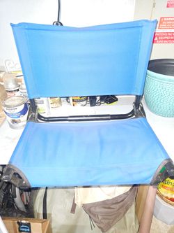 Cascade Mountain Tech Lightweight Stadium Seat
