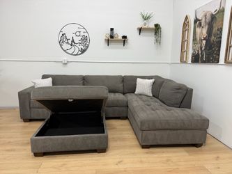 Thomasville Miles Gray Sectional Couch - Free Delivery