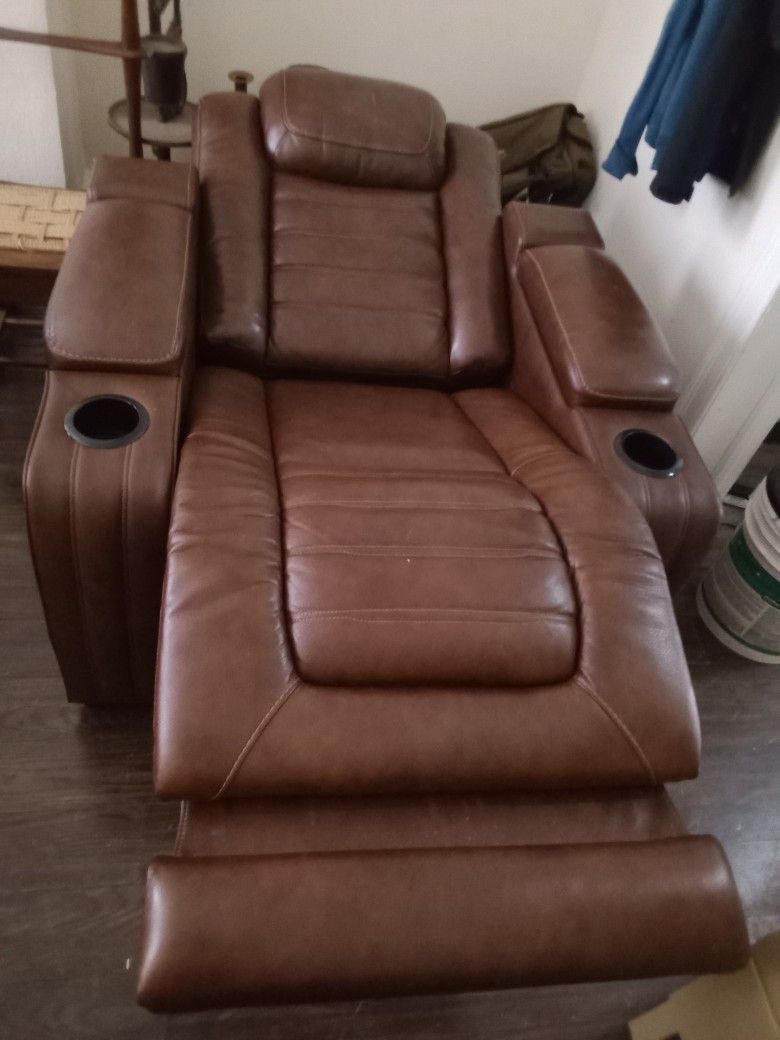 Free Recliner