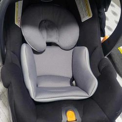 Chicco Keyfit 30 Infant Carseat 