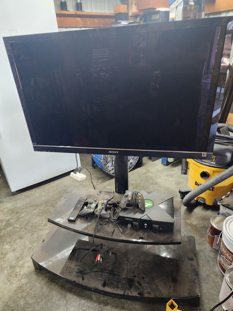 Tv, With Stand Works Well