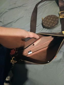 Louis Vuitton purse