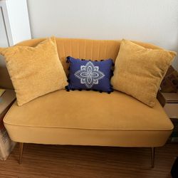 Velvet Loveseat Sofa, Upholstered Loveseat Couch with Golden Metal Legs, Small Tufted 2-Seat Sofa Armless Love Seat for Living Room, Bedroom, Apartmen