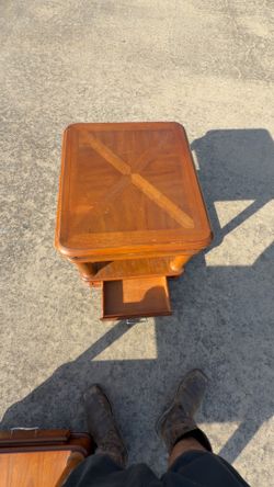 End tables with a bottom drawer