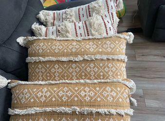 FREE Pillow Covers