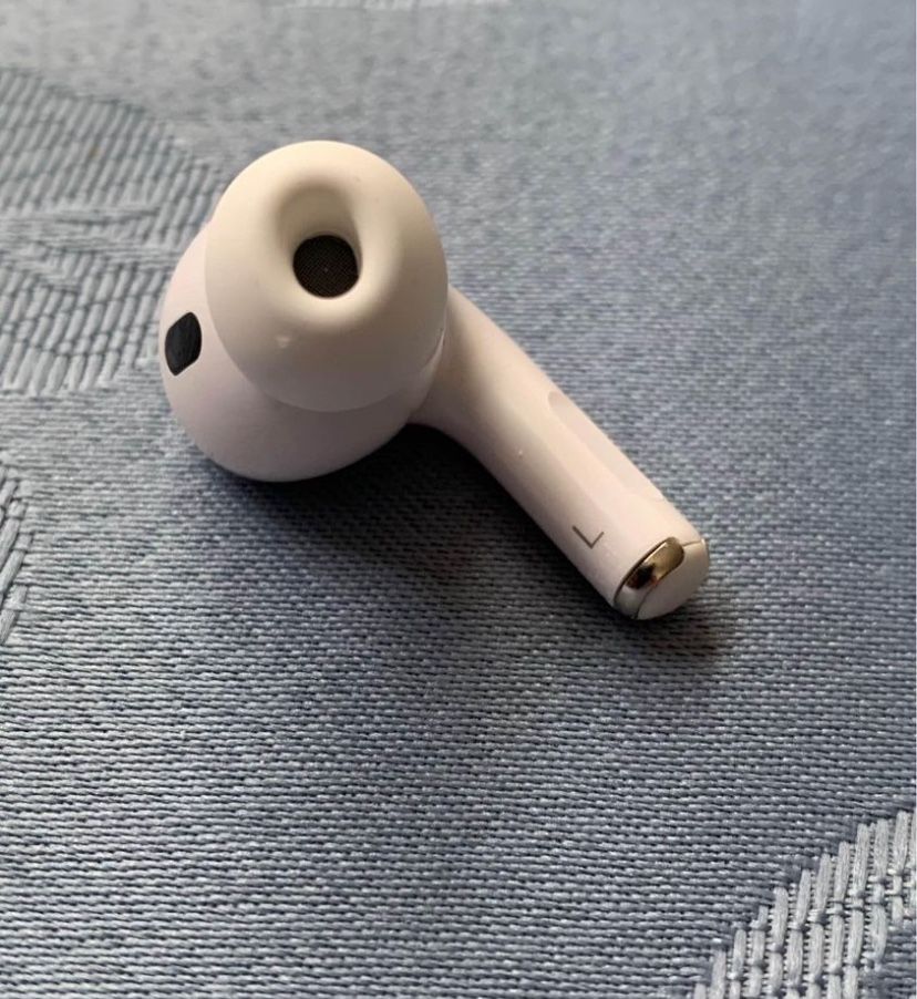 (1) “LEFT” Only - Apple AirPod Pro Replacement (2nd Generation)