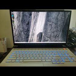 Alienware R2 Gaming Laptop I9 32gb