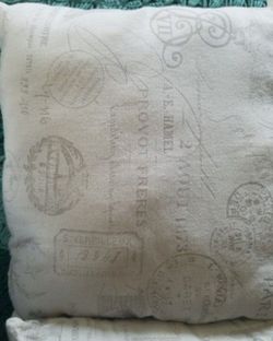 Set of 4 Accent Pillows