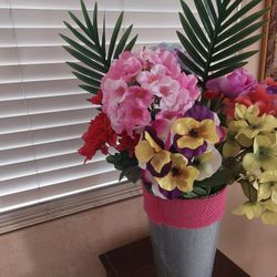 Beautiful Center Piece.