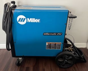 Welder machine Millermatic 252