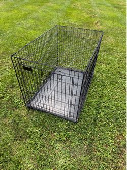 MidWest Homes for Pets 42-Inch iCrate for Large Breeds, 71-90 lbs, Double Door Folding Dog Crate with Divider Panel, Leak-Proof Tray & Secure Latches,
