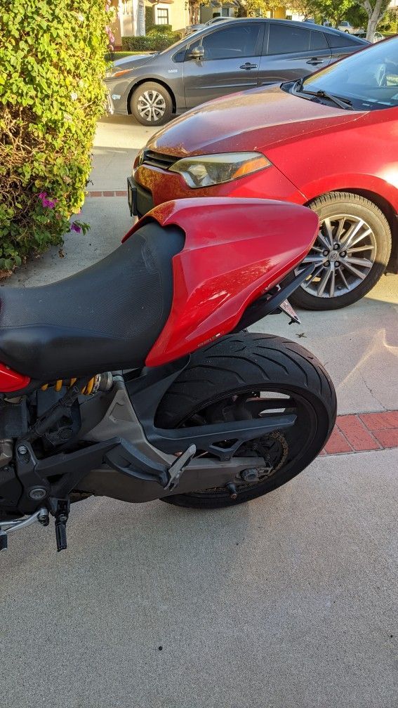 2015-2019 OEM DUCATI MONSTER 821 REAR PASSENGER SOLO SEAT COVER COWL D13