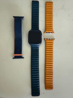 Apple Watch Series 6 44mm multiple extra straps