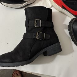 Works Boots Black With Buckle And Fur Lining Size 11
