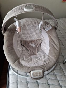 Ingenuity baby bouncer batteries operated in great working condition