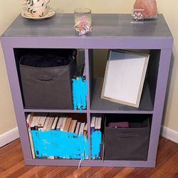 Bookshelf 