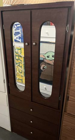 Tall Closet With Mirrors 