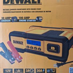 New. Never Used. De Walt Battery Charger / Maintainer With Engine Start