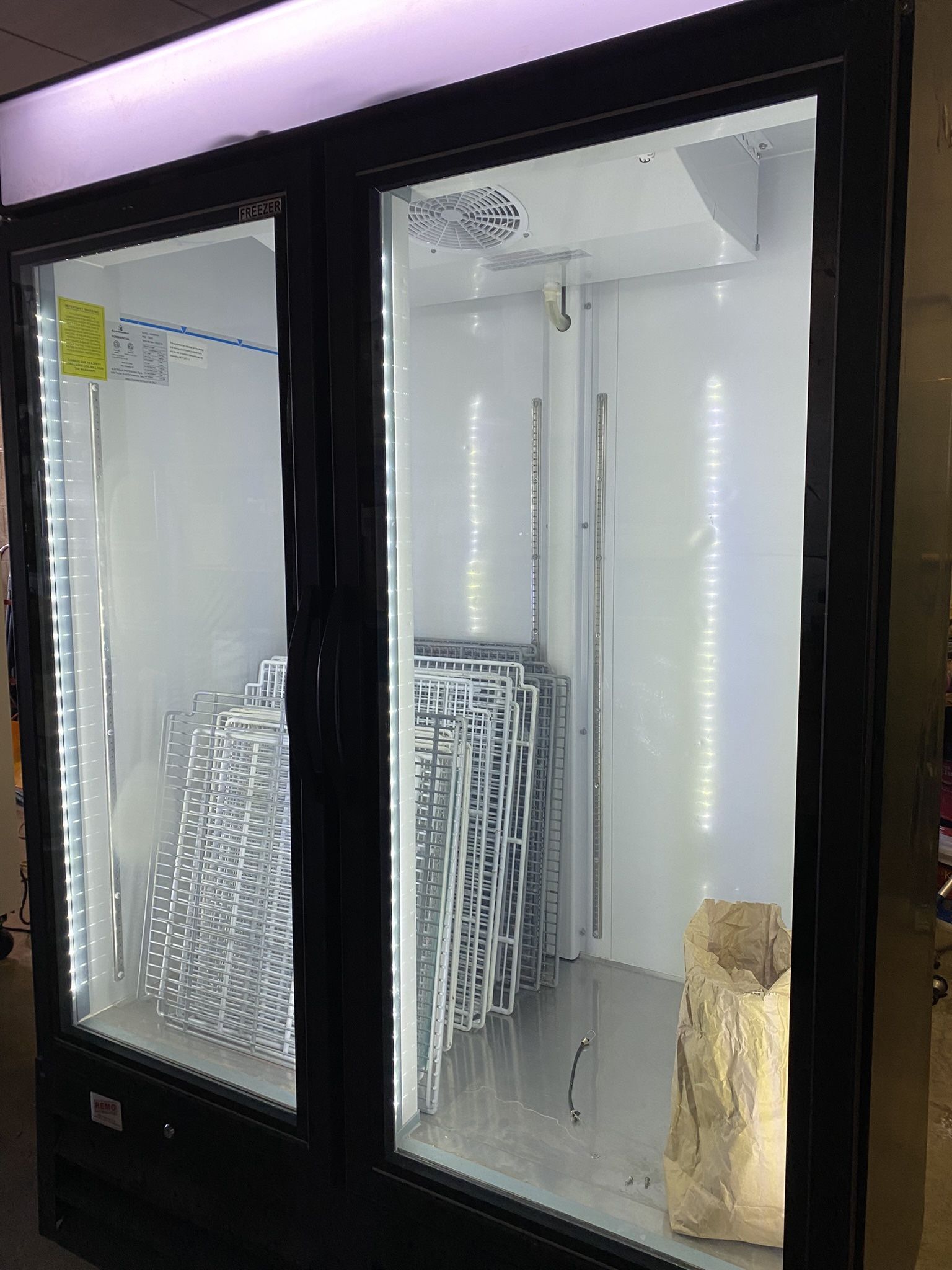 Freezer Two Door Glass Merchandiser
